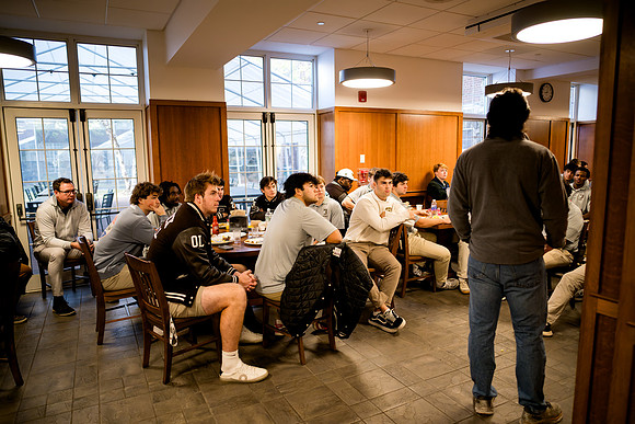 hc24_fballbfast_ah_0098