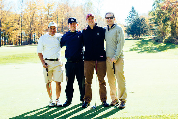 groups_alumni_golfouting13_jk_3149
