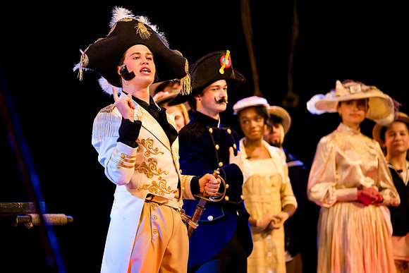 hmspinafore_springmusical25_fri_us_ah_0038