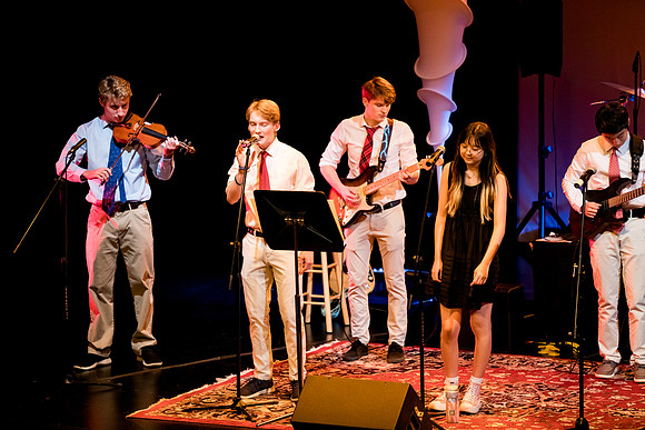 holidayconcert22_us_ah_0005