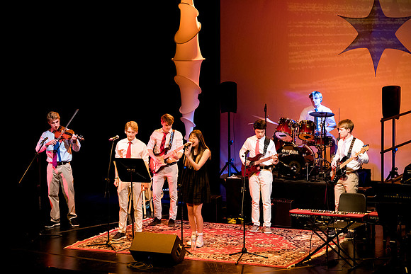 holidayconcert22_us_ah_0004