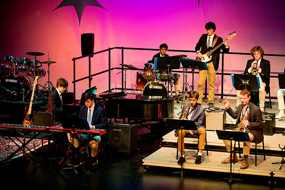holidayconcert22_us_ah_0034