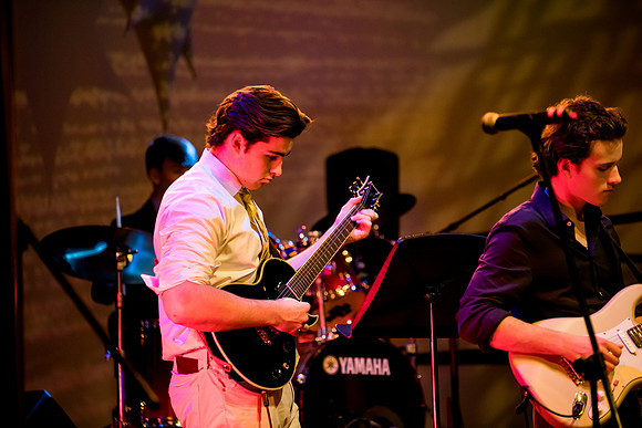 holidayconcert22_us_ah_0051