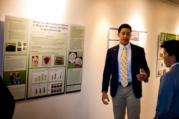 sciencesymposium26_us_ah_0049