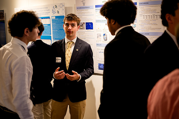 sciencesymposium26_us_ah_0115