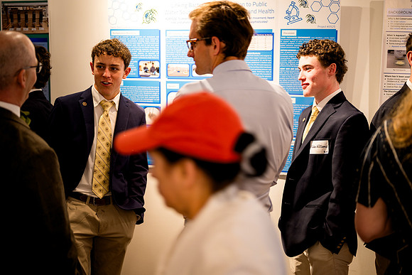 sciencesymposium26_us_ah_0128