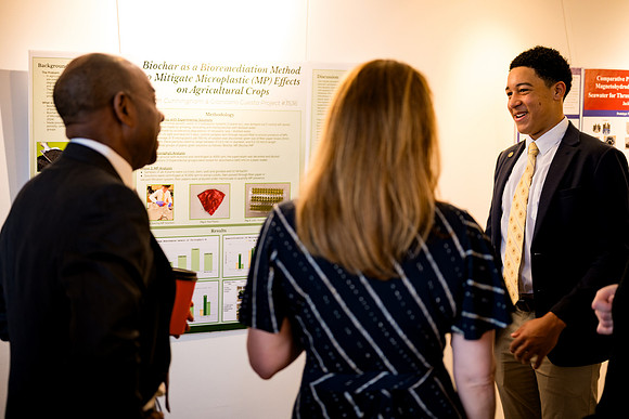 sciencesymposium26_us_ah_0161