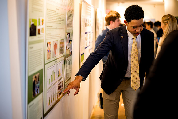 sciencesymposium26_us_ah_0196