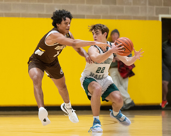 basketball_2023-01-26_dburns_0446