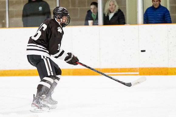 hockey_2023-01-14_dburns_7850