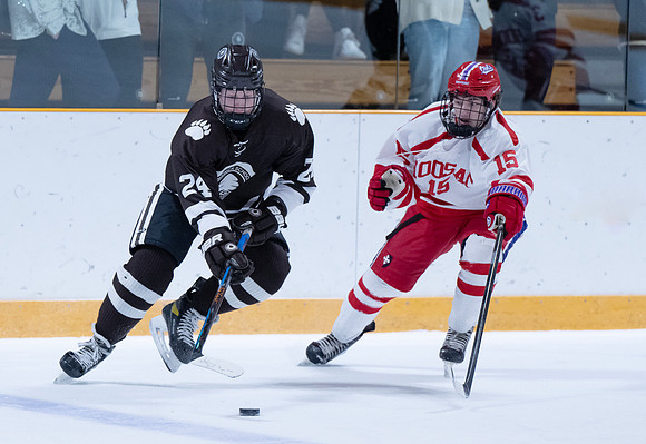 hockey_2023-01-21_dburns_2110