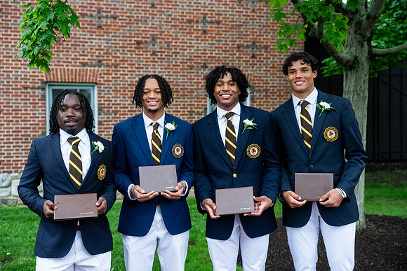 graduation25_post_jk_9964