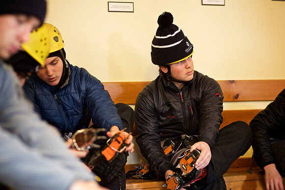 campdudley16_iceclimbing_prep_bd_5404