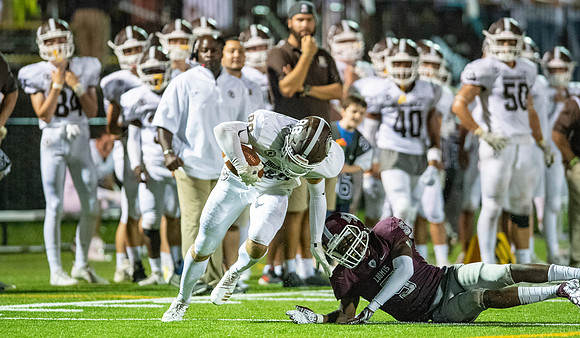football_2018-09-14_dburns_9432