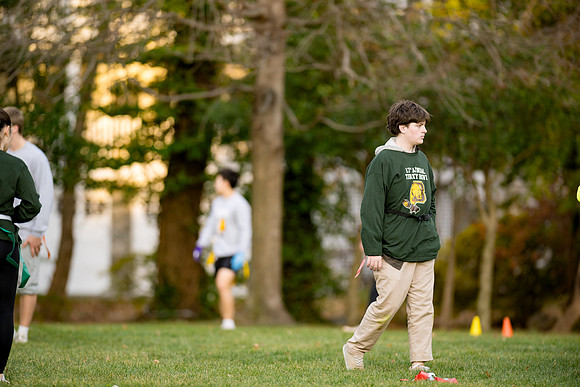 turkeybowl24_us_ah_0221