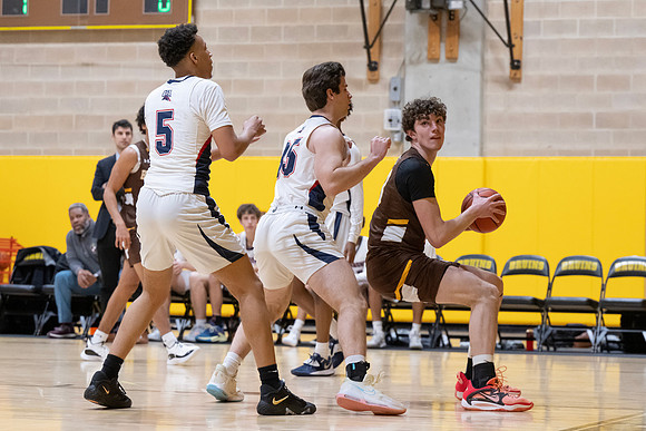 basketball_2023-01-31_dburns_3436