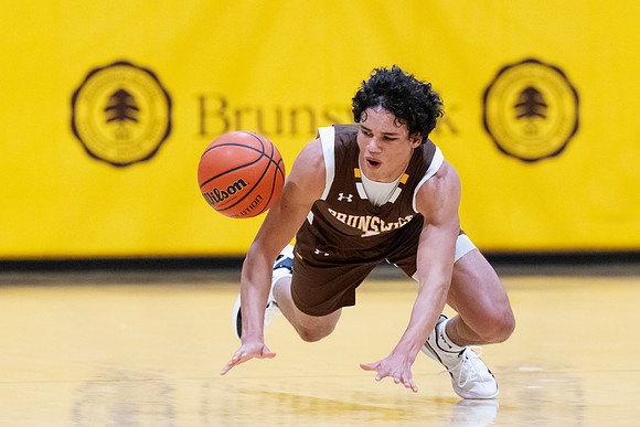 basketball_2023-01-31_dburns_3577