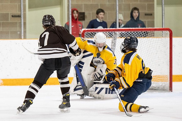 hockey_2023-01-23_dburns_6937