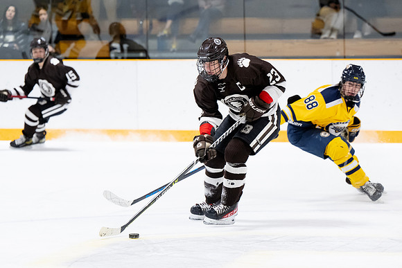hockey_2023-01-23_dburns_7424
