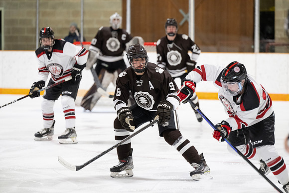 hockey_2023-02-03_dburns_0137