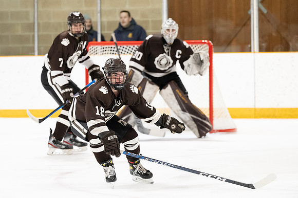hockey_2023-02-03_dburns_0216