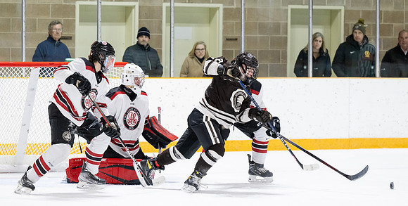 hockey_2023-02-03_dburns_0494