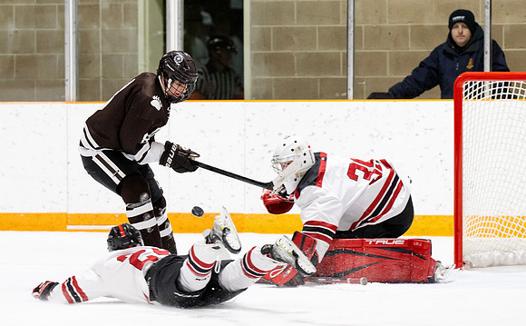 hockey_2023-02-03_dburns_0966