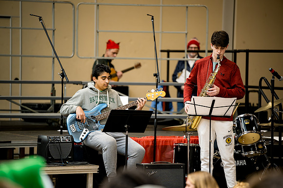 holiday_assembly24_ah_0337