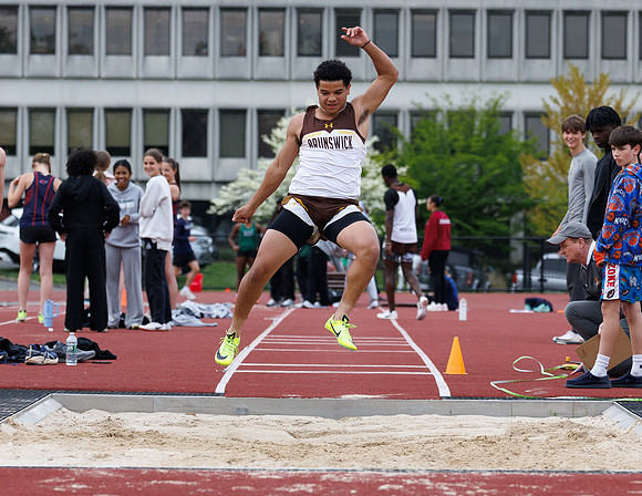 trackfield_2026-04-29_fg_15254