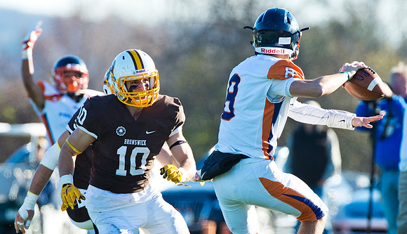 football_nepsac15_db_8113