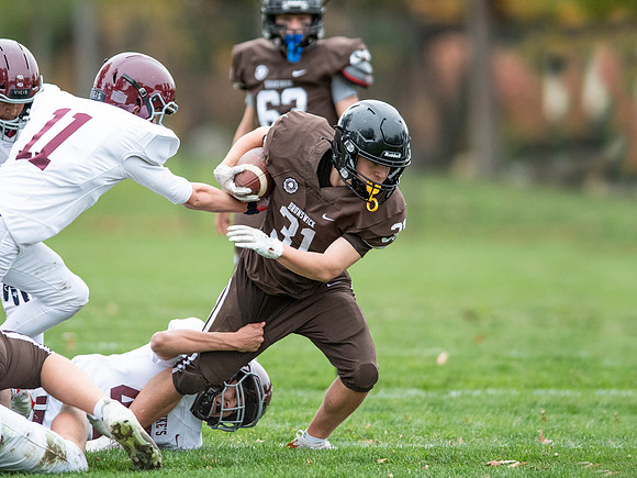 football_9s_2021-11-02_dburns_9782