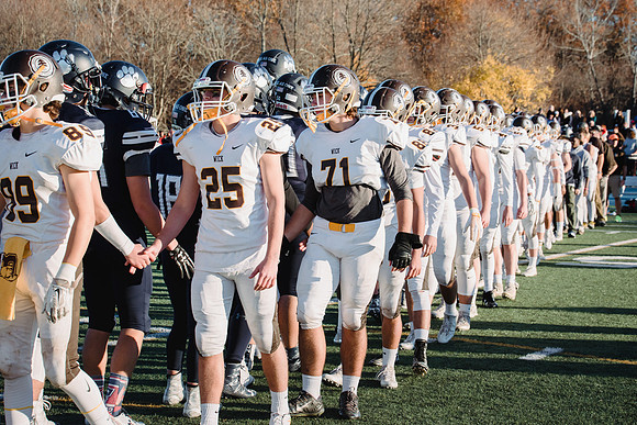 football_nepsac16_hp_3417