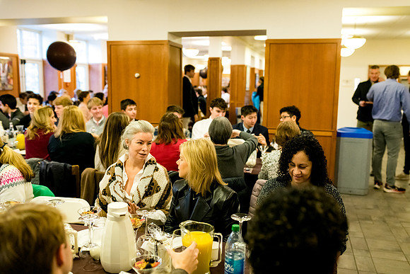 mothersonbfast23_ah_0066