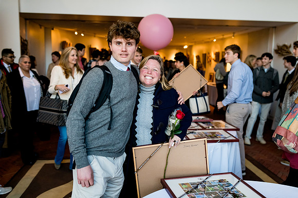 mothersonbfast23_ah_0101