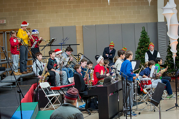holiday_allschool16_jfess_6675