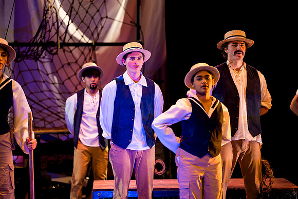hmspinafore_springmusical25_sat2_us_ah_0009