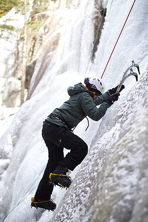 campdudley16_iceclimbing_bd_5589