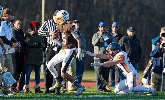football_nepsac15_db_8289