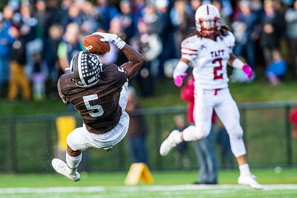 hc18_football_dburns_4412