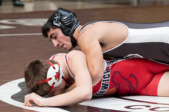 wrestling_bit23_dburns_1220