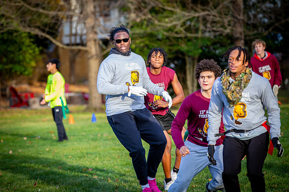 turkeybowl24_us_jfess2_1810