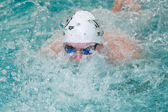swimming_2023-02-04_wkl2_3530