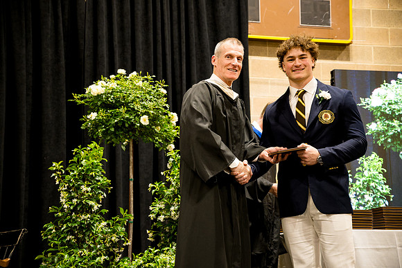 graduation25_diploma_ah_0673
