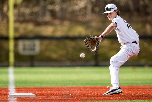 baseball_jv_2025-04-15_ah_0085