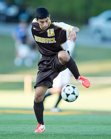 homecoming14_soccer_3rdswhite_db_9719