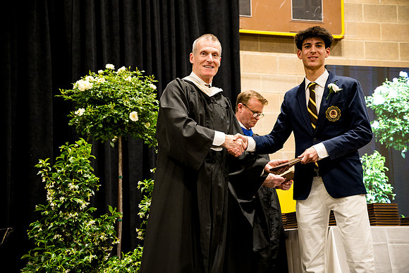 graduation25_diploma_ah_0693