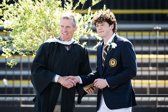 graduation23_diploma_wkl2_9247