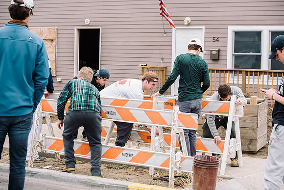 commserv16_habitatforhumanity_hp_1576