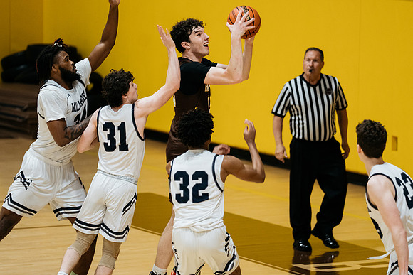athletics_kingst_12-07-2022_jk_6509