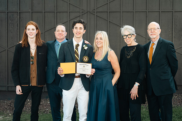 graduation23_post_rm_3995b